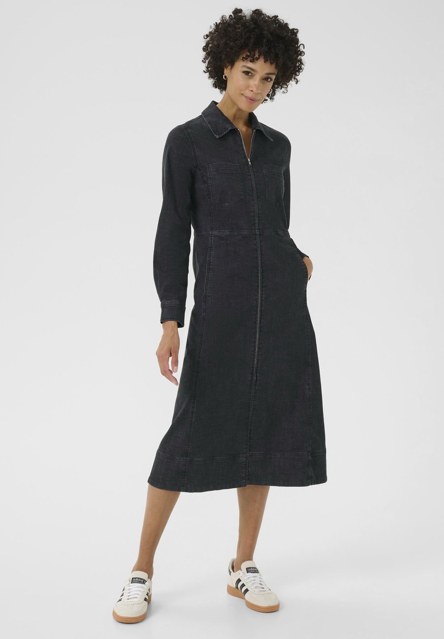 Платье Part Two Denim dress, Washed Black Denim/Black Denim
Платье Part Two Denim dress, Washed Black Denim/Black Denim