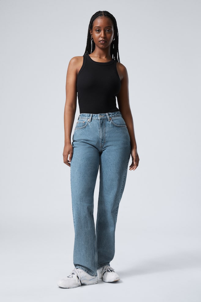 Джинсы прямого кроя с высокой талией Resolute Curve Weekday, синий
Джинсы прямого кроя с высокой талией Resolute Curve Weekday, синий