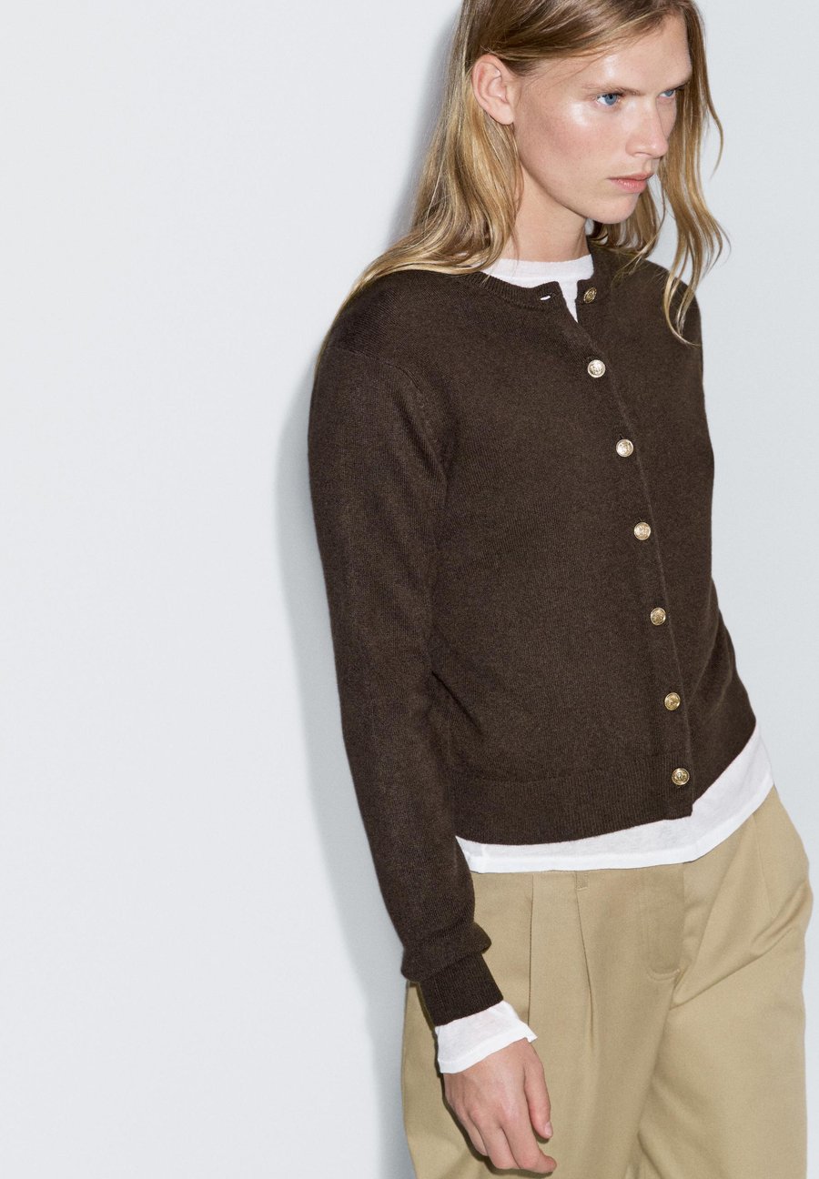 Кардиган Massimo Dutti Cardigan, Mottled Dark Brown
Кардиган Massimo Dutti Cardigan, Mottled Dark Brown