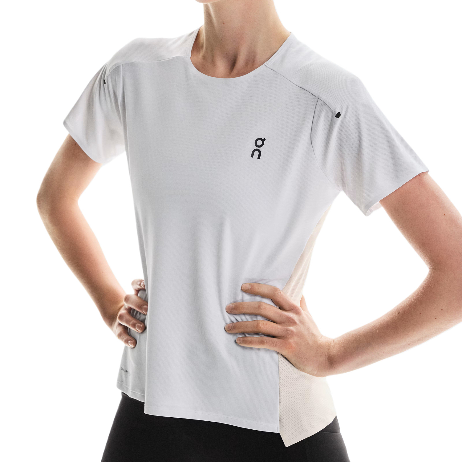 On Футболки Performance для женщин белый, silver и разноцветные
On Футболки Performance для женщин белый, silver и разноцветные