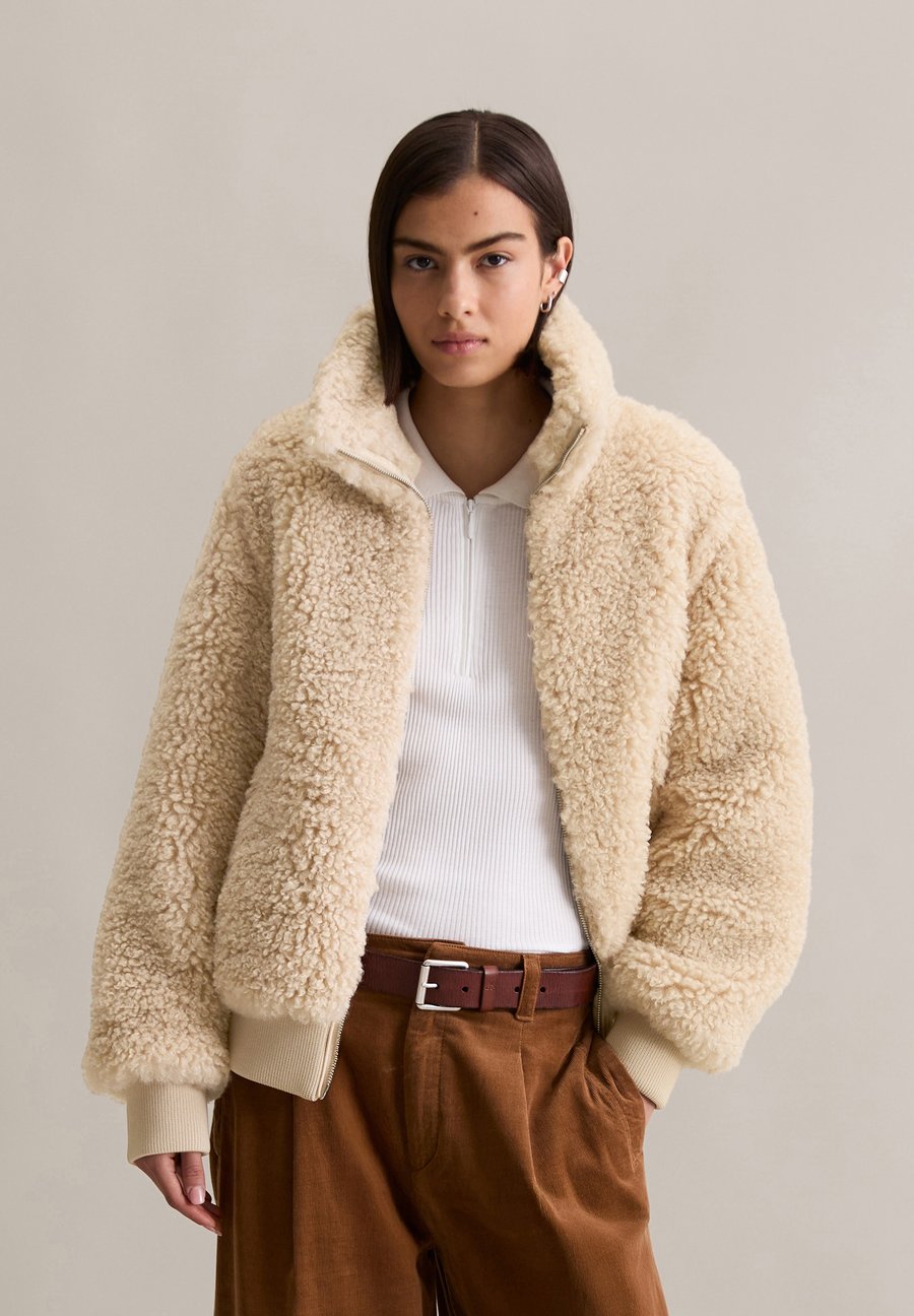 Флисовая куртка Marc O'Polo DENIM TEDDY , Sand Melange/Sand
Флисовая куртка Marc O'Polo DENIM TEDDY , Sand Melange/Sand