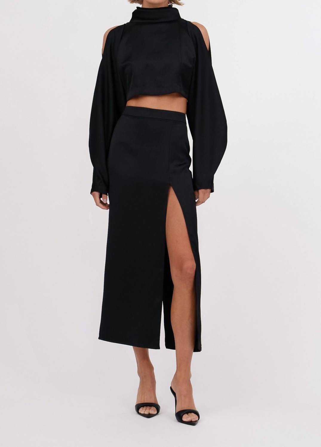 Юбка миди Лейн черная NONCHALANTLABEL
Юбка миди Лейн черная NONCHALANTLABEL