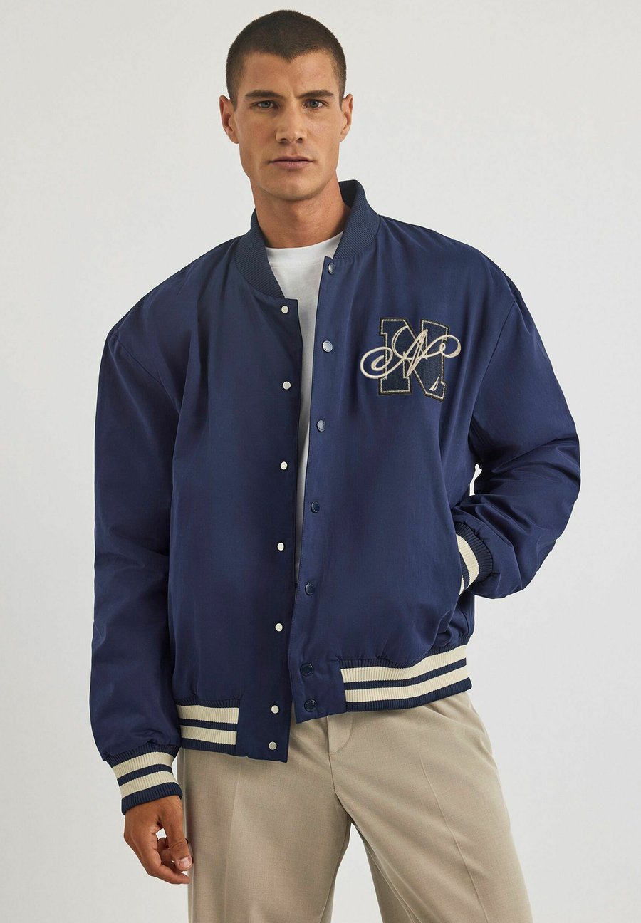 Куртка Nautica Bomber Jacket, Dark Navy/Dark Blue
Куртка Nautica Bomber Jacket, Dark Navy/Dark Blue