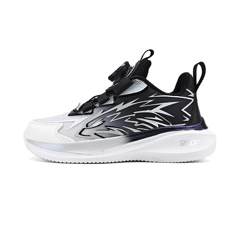 Детские кроссовки для бега SNOOPY, черный/белый
Детские кроссовки для бега SNOOPY, черный/белый