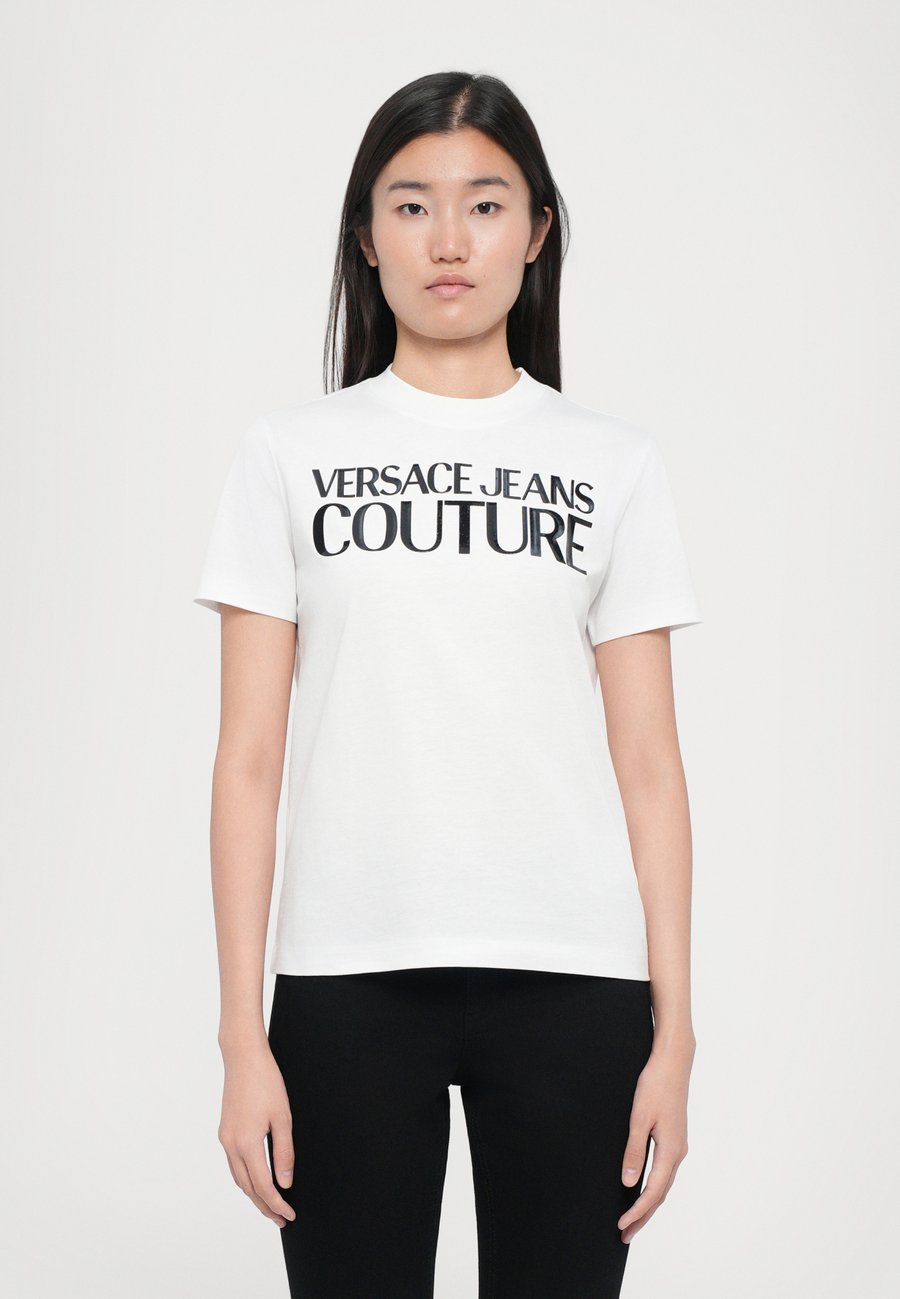 Футболка Versace Jeans Couture Print T-shirt, White
Футболка Versace Jeans Couture Print T-shirt, White