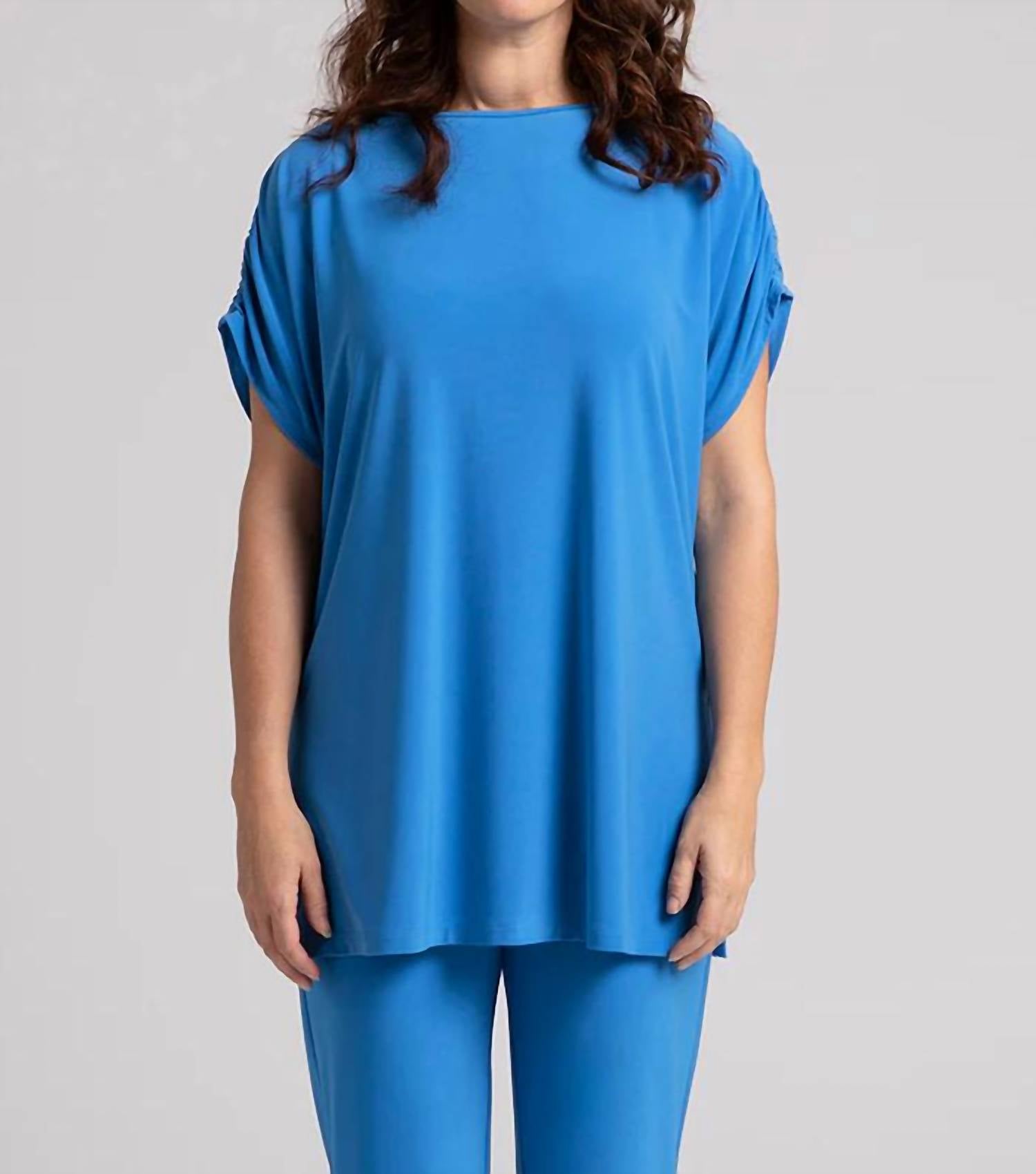 Туника Revelry в морском цвете Sympli, Marine
Туника Revelry в морском цвете Sympli, Marine