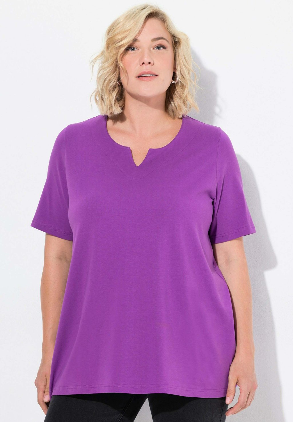 Базовая футболка AUSSCHNITT HALBARM Ulla Popken, сиреневый
Базовая футболка AUSSCHNITT HALBARM Ulla Popken, сиреневый