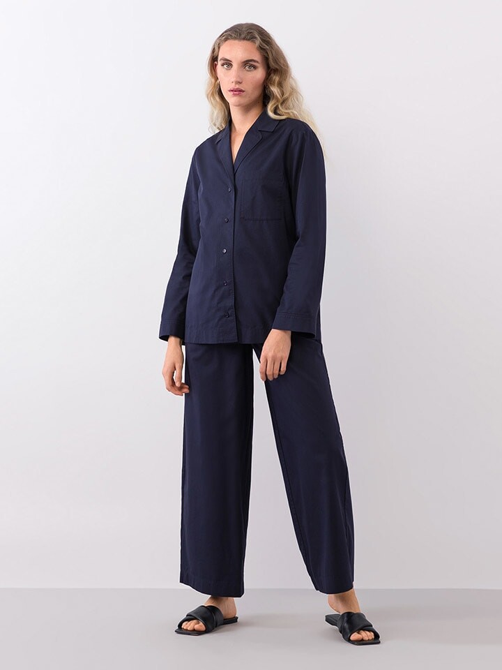 Ночное белье IVY & OAK, темно-синий
Ночное белье IVY & OAK, темно-синий