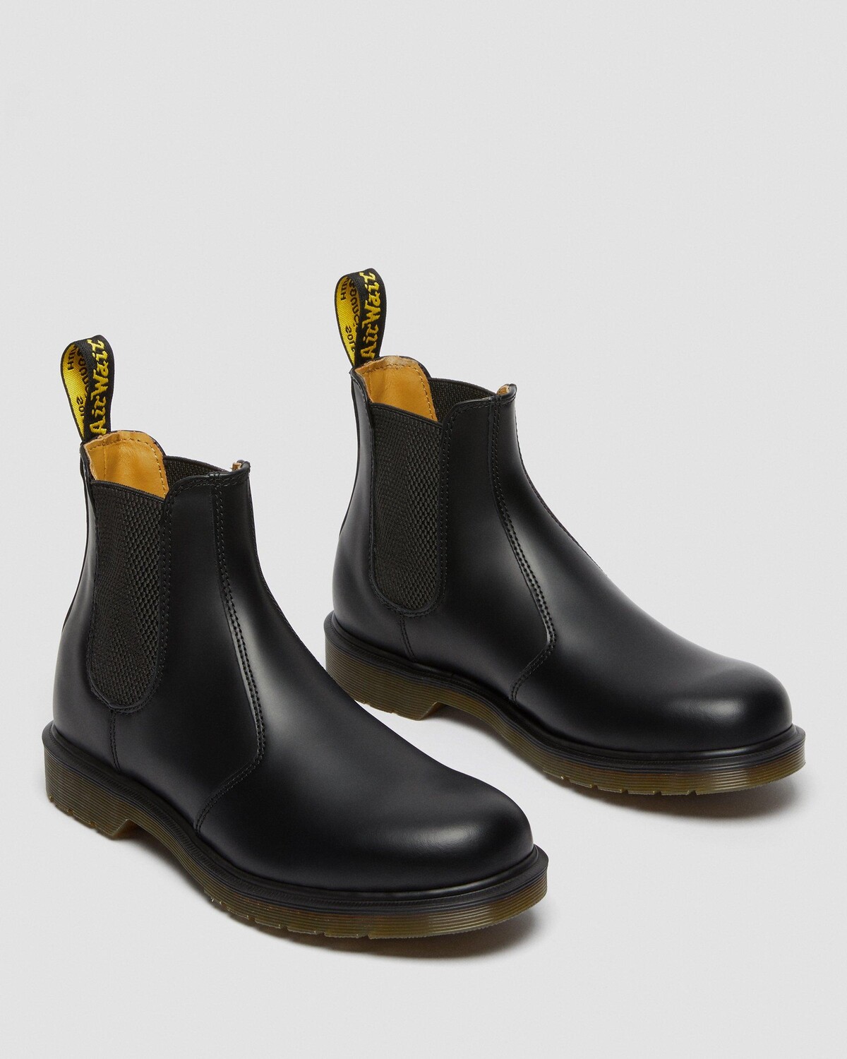 Ботинки мужские Dr. Martens челси из гладкой кожи, черный
Ботинки мужские Dr. Martens челси из гладкой кожи, черный
