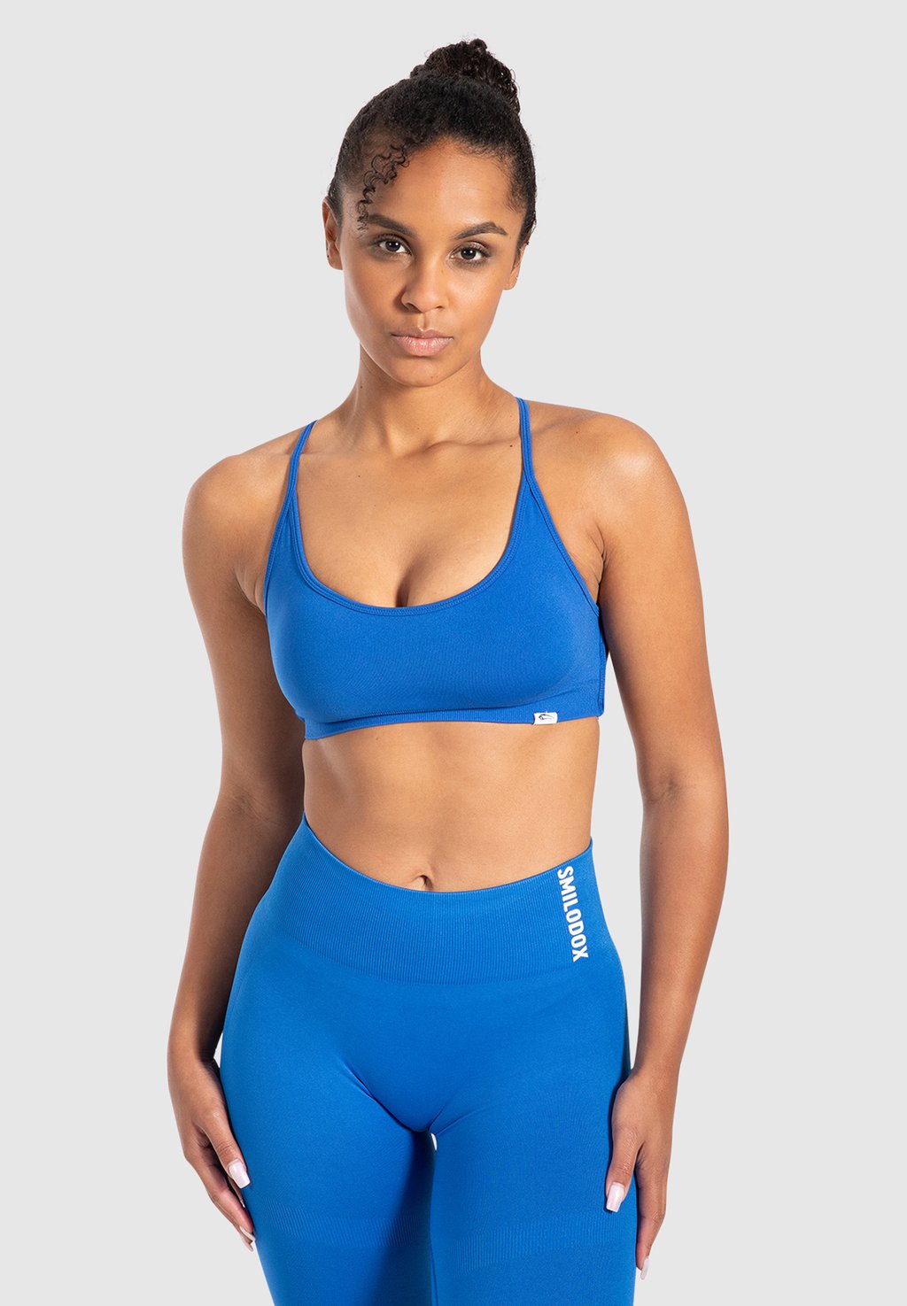 Спортивный бюстгальтер средней поддержки Smilodox, темно-синий
Спортивный бюстгальтер средней поддержки Smilodox, темно-синий