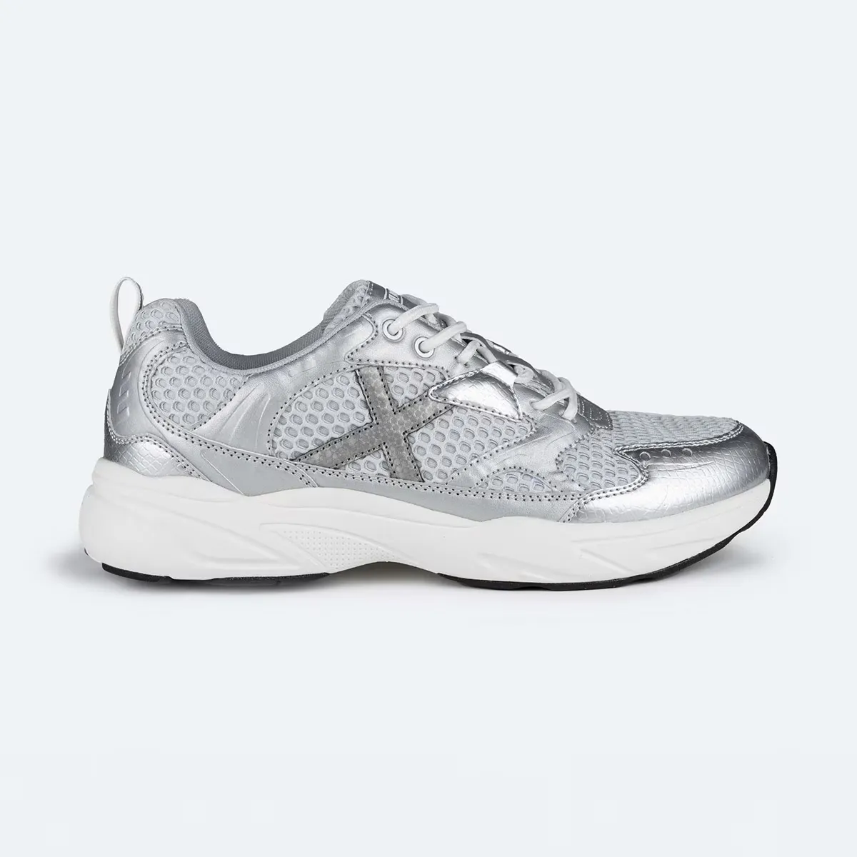 Мужские повседневные кроссовки Runar 09 Munich, серебряный
Мужские повседневные кроссовки Runar 09 Munich, серебряный