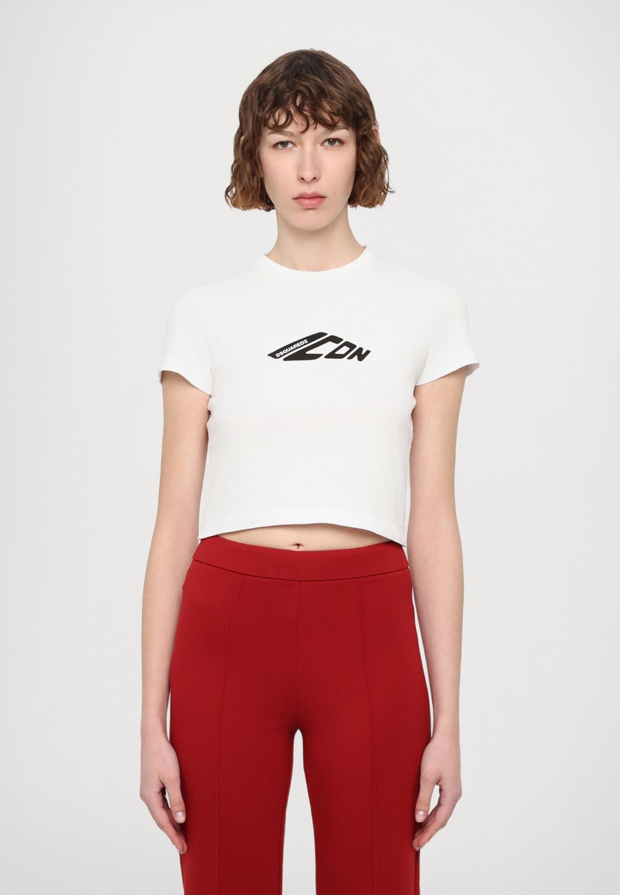 Футболка DSQUARED2 ICON MINI FIT TEE, White, Белый, Футболка DSQUARED2 ICON MINI FIT TEE, White
Футболка DSQUARED2 ICON MINI FIT TEE, White, Белый, Футболка DSQUARED2 ICON MINI FIT TEE, White