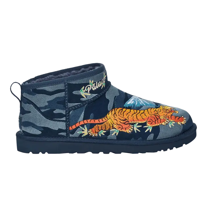 Мужские угги UGG Palace x Classic Ultra Mini замшевые с вышивкой тигра, синий
Мужские угги UGG Palace x Classic Ultra Mini замшевые с вышивкой тигра, синий