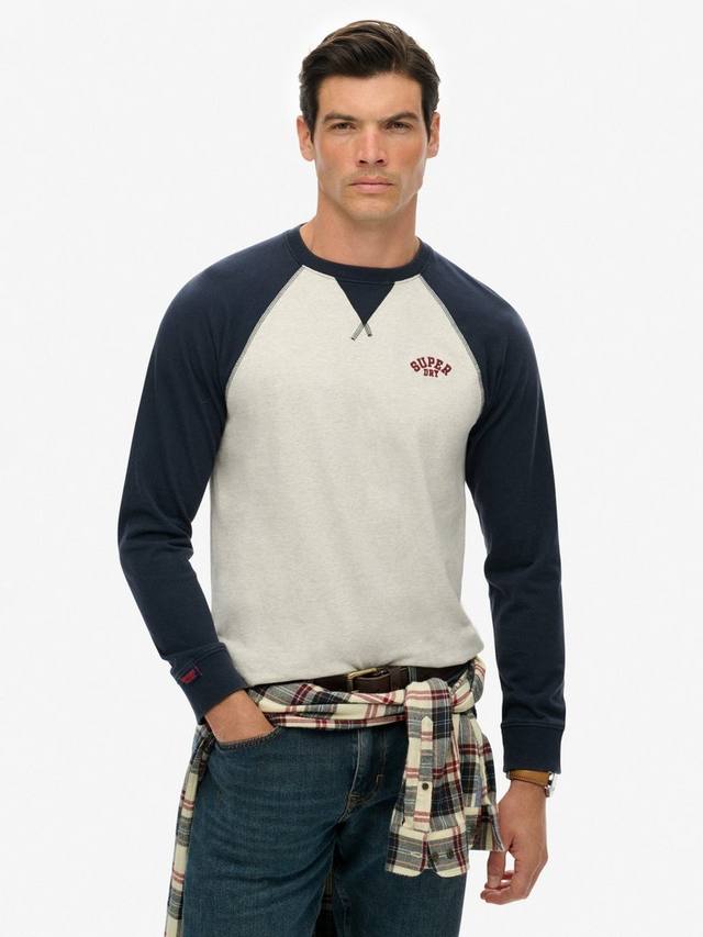 Винтажная хлопковая бейсбольная футболка в спортивном стиле Superdry
Винтажная хлопковая бейсбольная футболка в спортивном стиле Superdry