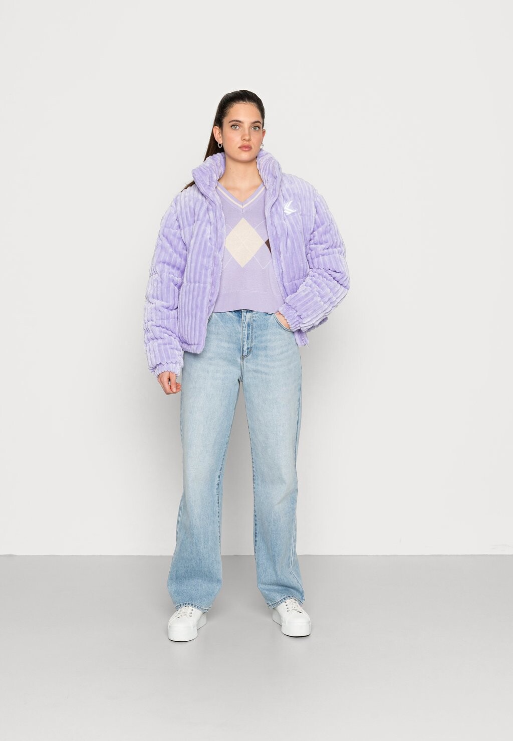 Джемпер VEST Karl Kani, фиолетовый
Джемпер VEST Karl Kani, фиолетовый