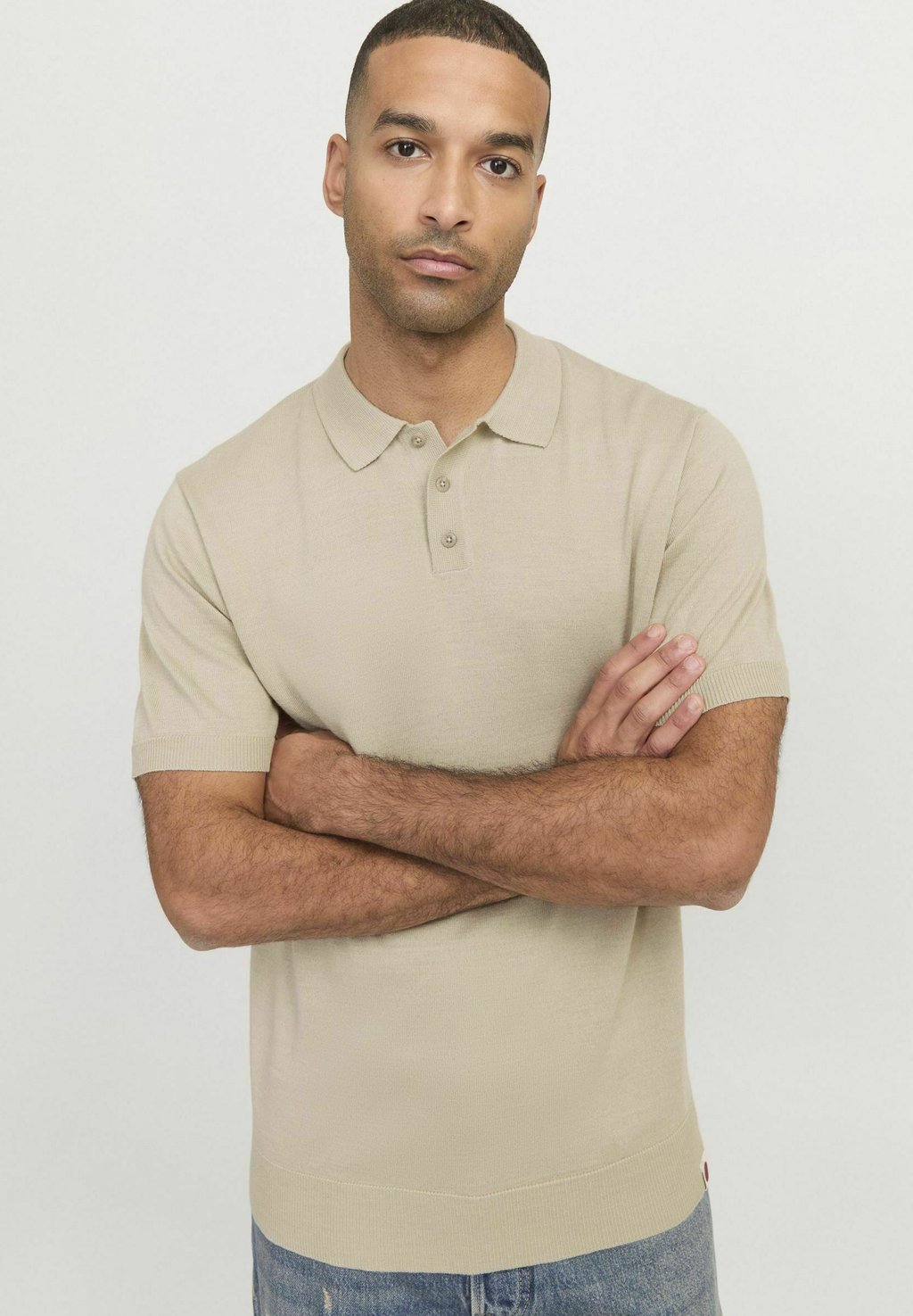 Рубашка поло EINFARBIG R.D.D. ROYAL DENIM DIVISION, бежевый
Рубашка поло EINFARBIG R.D.D. ROYAL DENIM DIVISION, бежевый