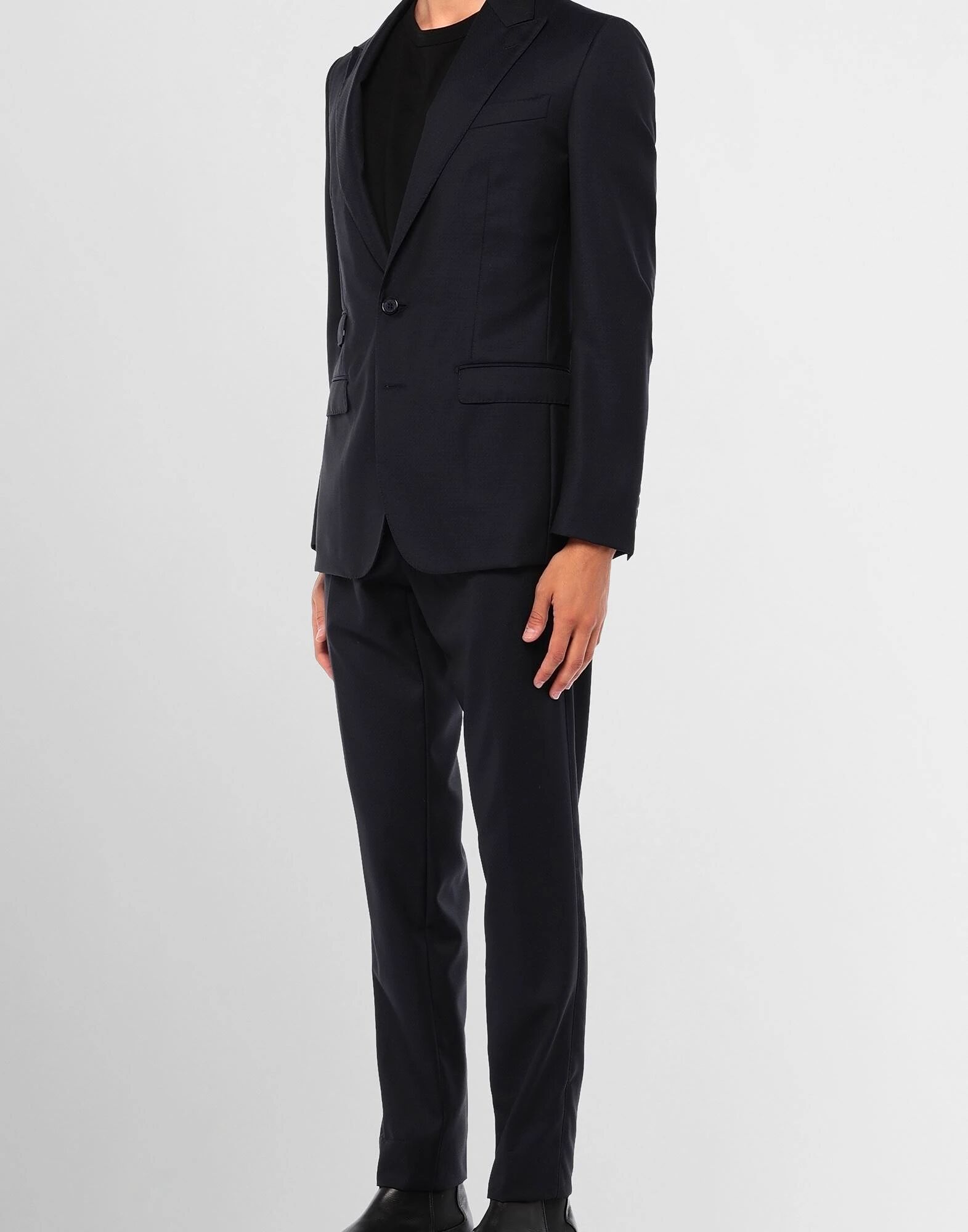 Костюм Dolce&Gabbana, полуночно-синий
Костюм Dolce&Gabbana, полуночно-синий