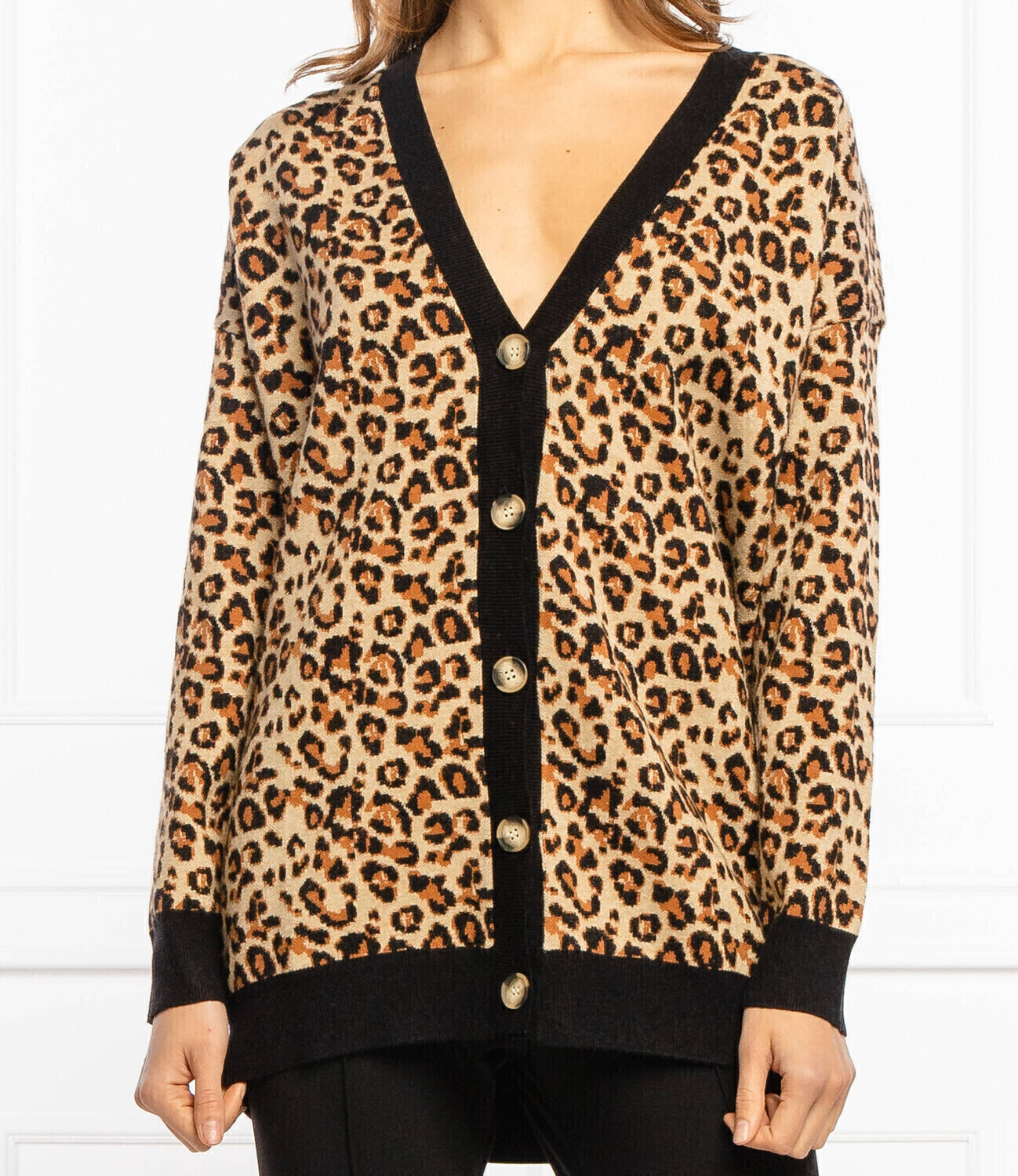 Свитер Liu Jo loose fit, коричневый
Свитер Liu Jo loose fit, коричневый