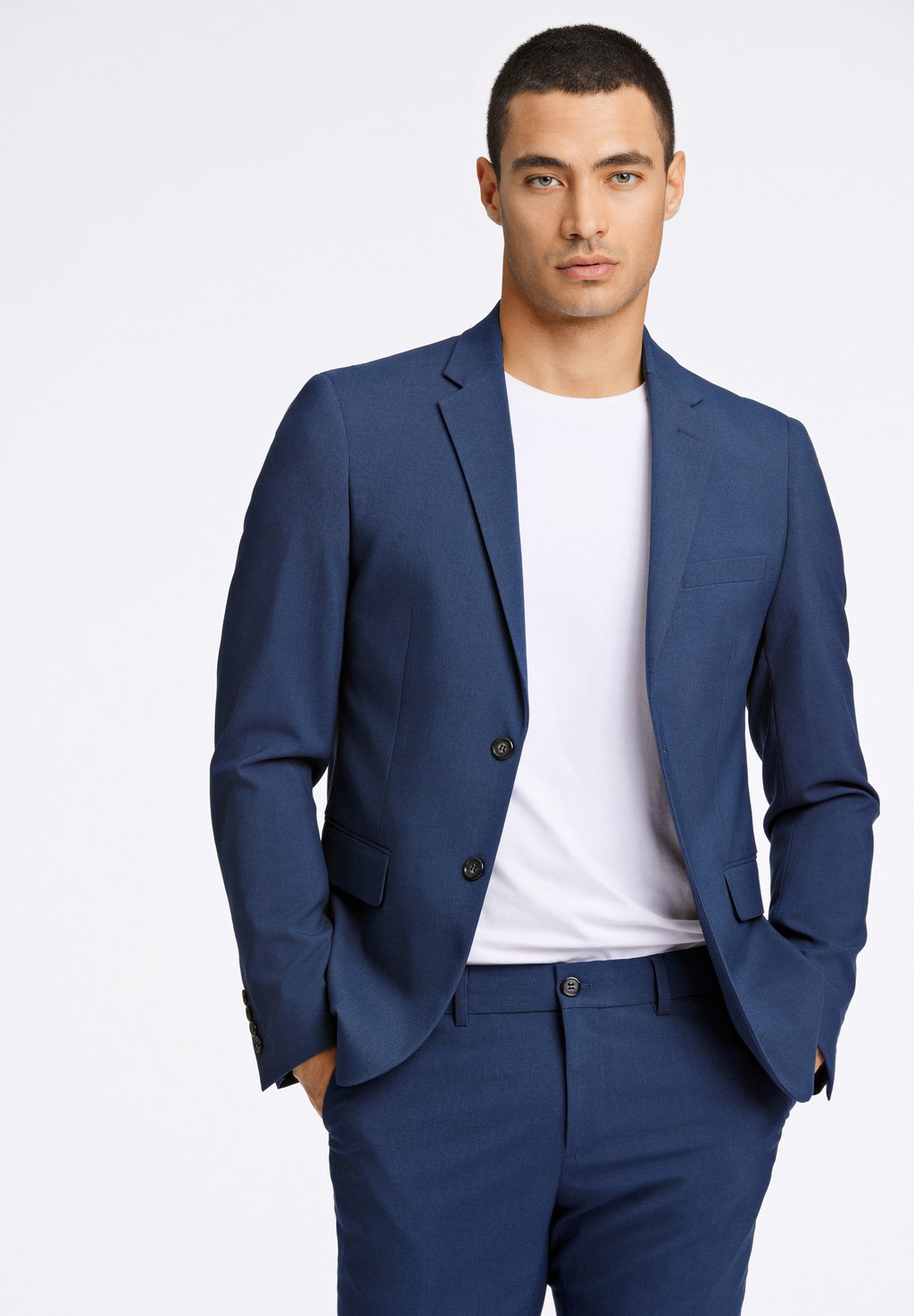 Пиджак-блейзер Lindbergh, цвет Blue Mel
Пиджак-блейзер Lindbergh, цвет Blue Mel