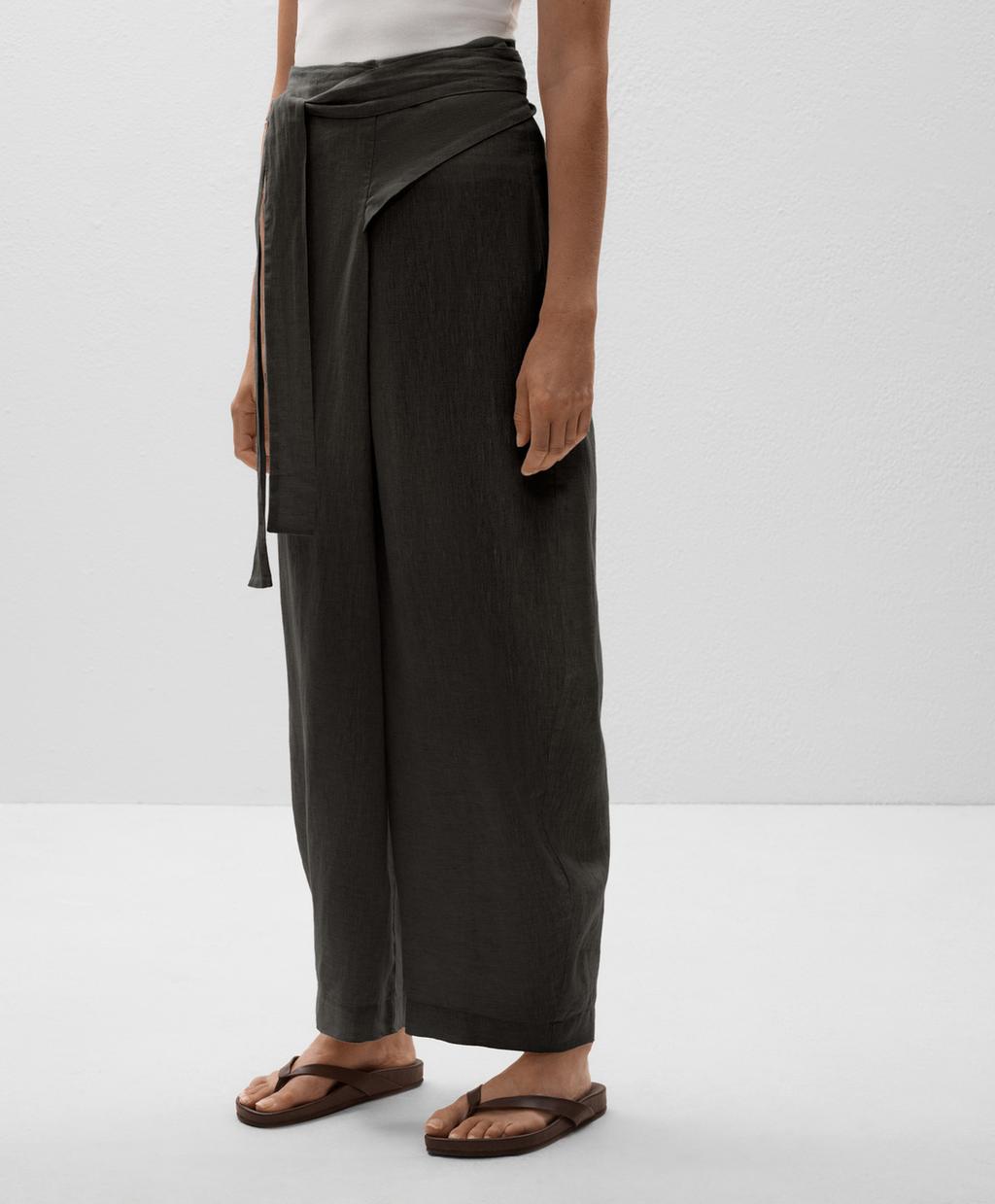 Перекрещивающиеся брюки-баллоны из 100% льна Oysho, антрацит
Перекрещивающиеся брюки-баллоны из 100% льна Oysho, антрацит