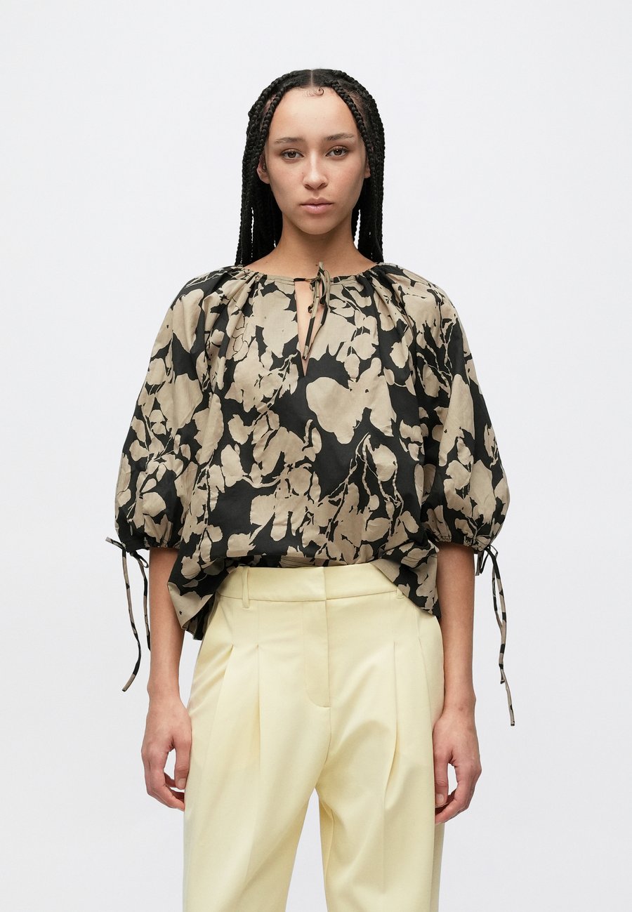 Блуза Samsøe Samsøe MATERA, Light Brown
Блуза Samsøe Samsøe MATERA, Light Brown