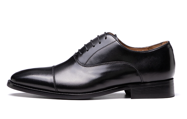 Серия GENTRY Туфли мужские низкие Vicki Brown, коричневый
Серия GENTRY Туфли мужские низкие Vicki Brown, коричневый