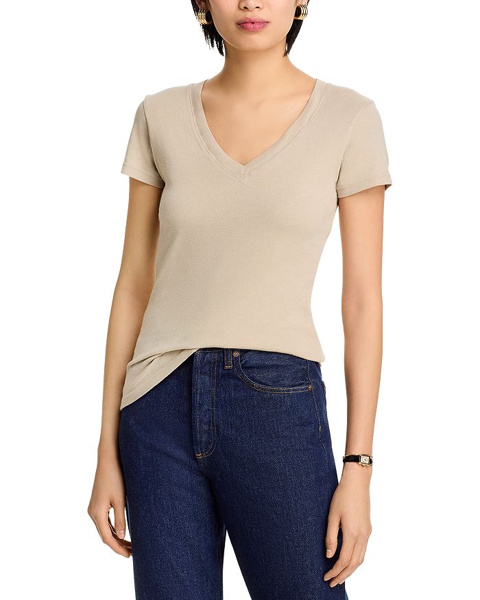 Футболка с V-образным вырезом Becca Cotton L'AGENCE, коричневый/бежевый
Футболка с V-образным вырезом Becca Cotton L'AGENCE, коричневый/бежевый