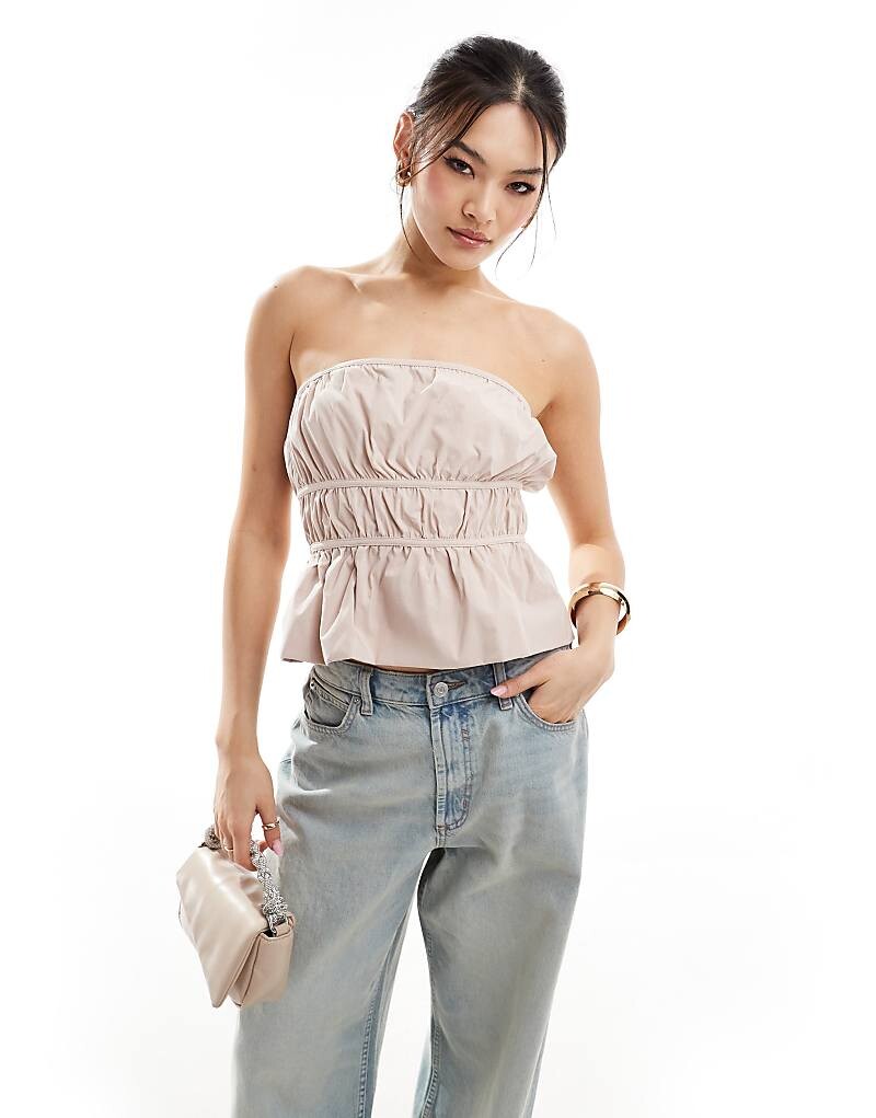 ASOS DESIGN – Топ без бретелек каменно-бежевого цвета с объемным краем и завязкой сзади
ASOS DESIGN – Топ без бретелек каменно-бежевого цвета с объемным краем и завязкой сзади
