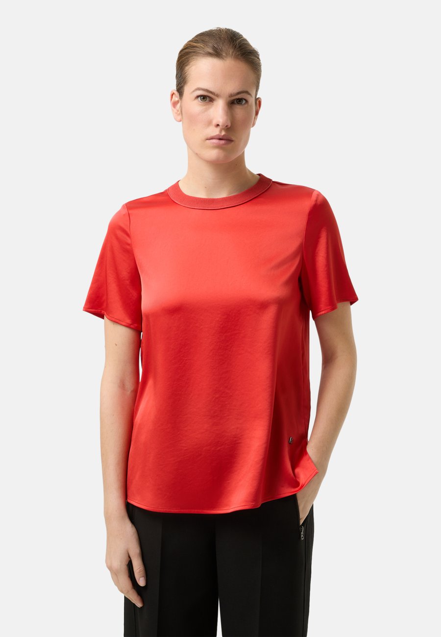 Блуза Bogner DYLAN, Rot/Red
Блуза Bogner DYLAN, Rot/Red