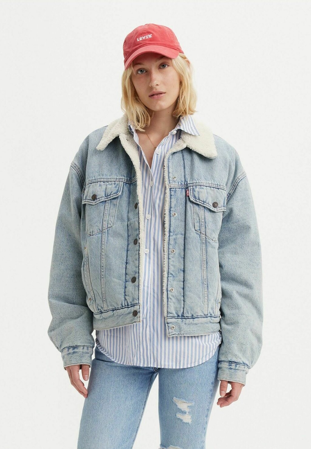 Джинсовая куртка TRUCKER Levi's, синий деним
Джинсовая куртка TRUCKER Levi's, синий деним