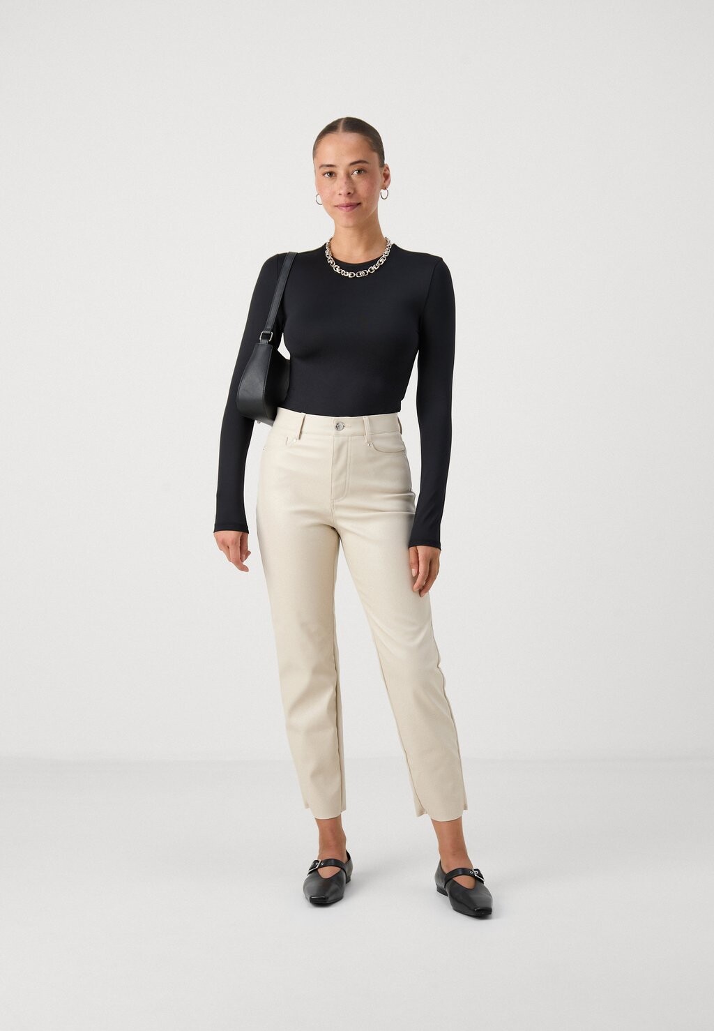 Брюки ONLEMILY ONLY Petite, серебристый
Брюки ONLEMILY ONLY Petite, серебристый