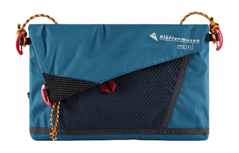 Klattermusen Полуторалитровый наплечный рюкзак через плечо из полиуретана для мужчин, Blue
Klattermusen Полуторалитровый наплечный рюкзак через плечо из полиуретана для мужчин, Blue