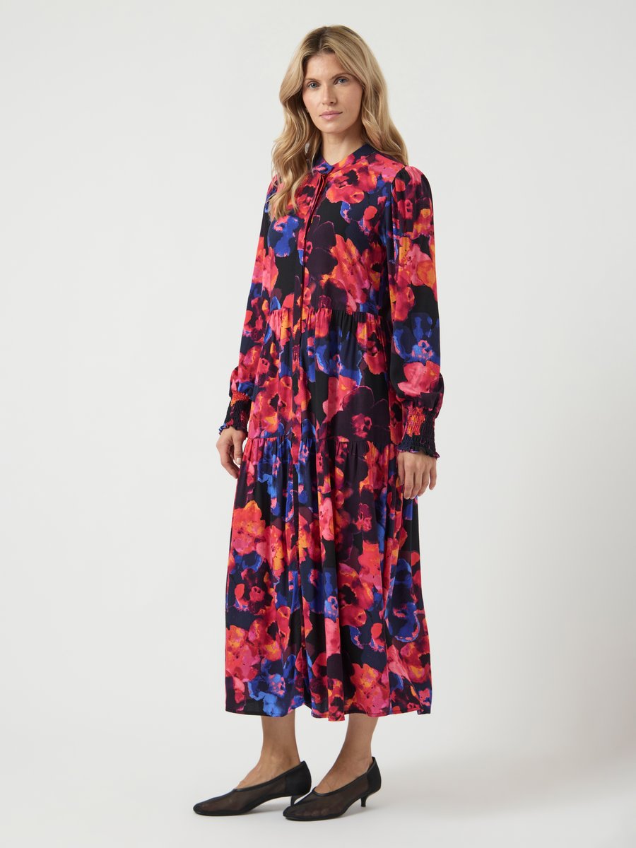 Платье YAS YASASINA LONG DRESS, Navy Blazer/Dark Blue
Платье YAS YASASINA LONG DRESS, Navy Blazer/Dark Blue