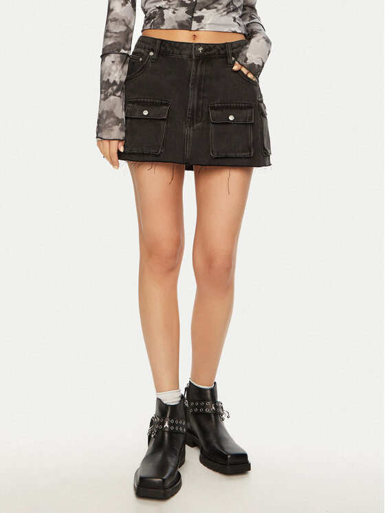 Мини-юбка regular fit Sloane 26668 One Teaspoon, черный
Мини-юбка regular fit Sloane 26668 One Teaspoon, черный