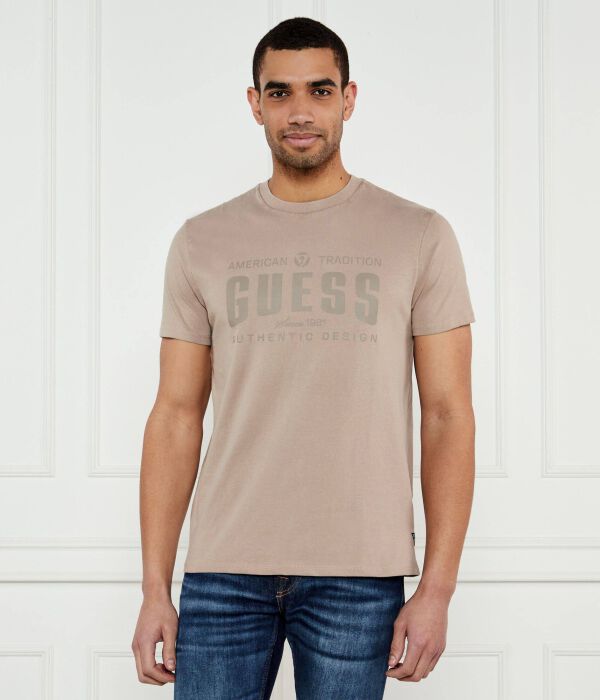 Футболка Guess Jeans Regular Fit, коричневый
Футболка Guess Jeans Regular Fit, коричневый