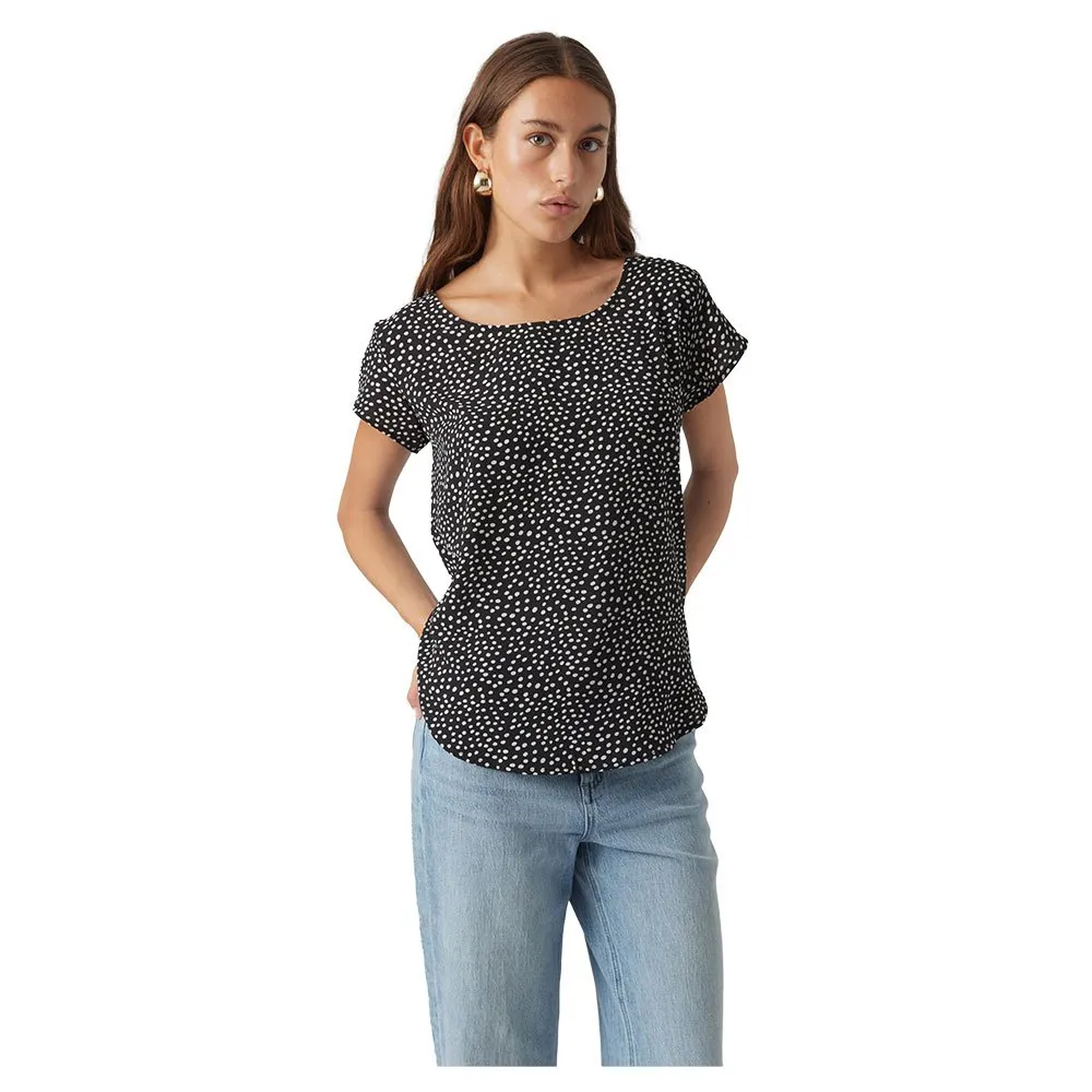 Футболка Vero Moda Saki, черный
Футболка Vero Moda Saki, черный