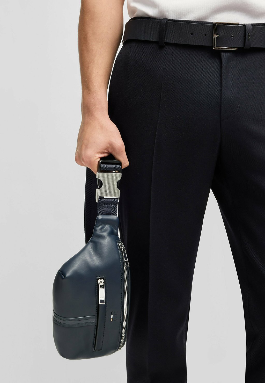 Поясная сумка RAY BOSS, темно-синий
Поясная сумка RAY BOSS, темно-синий