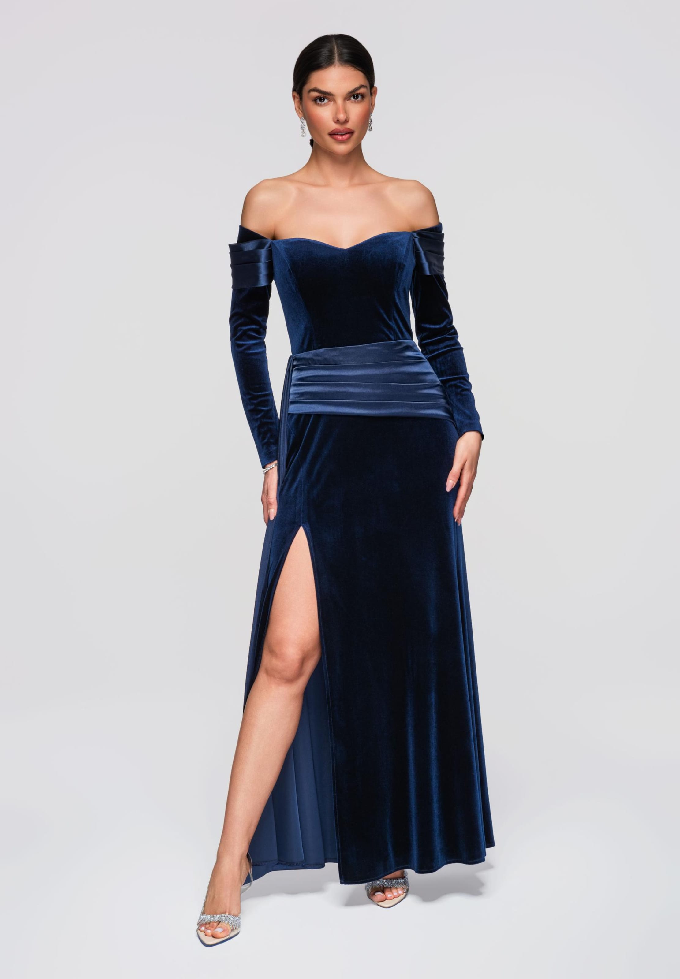 Ombre Вечернее платье в цвете navy
Ombre Вечернее платье в цвете navy