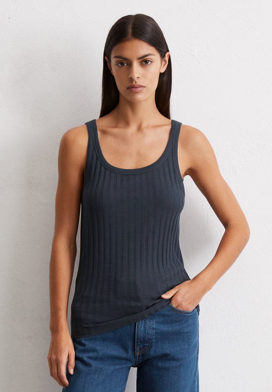 Топ Marc O'Polo SLIM , Deep Blue Sea/Blue
Топ Marc O'Polo SLIM , Deep Blue Sea/Blue