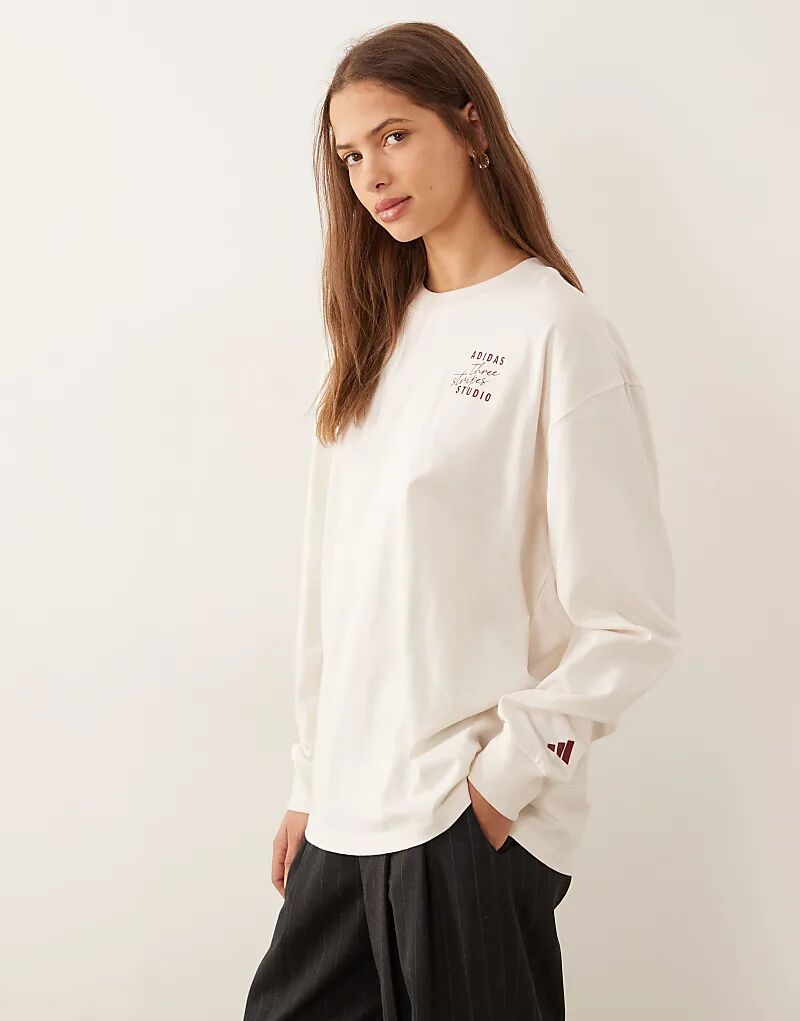 Длинный топ Adidas Performance Three Stripes Studios цвета «кремовый»
Длинный топ Adidas Performance Three Stripes Studios цвета «кремовый»