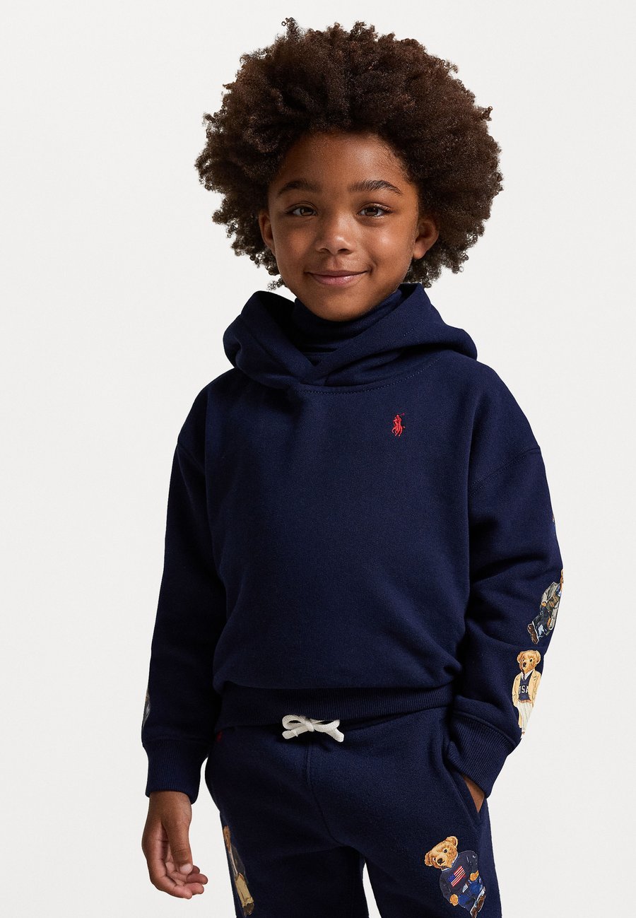 Худи Polo Ralph Lauren KNIT-PULLOVER-SWEATSHIRT, Refined Navy/Blue
Худи Polo Ralph Lauren KNIT-PULLOVER-SWEATSHIRT, Refined Navy/Blue