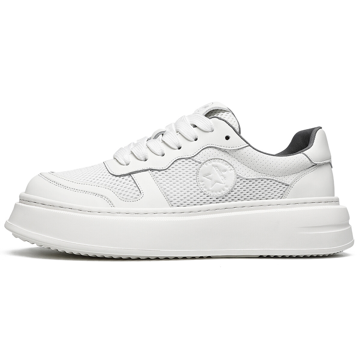 Кеды мужские, обувь для скейтбординга низкая белый Millies
Кеды мужские, обувь для скейтбординга низкая белый Millies