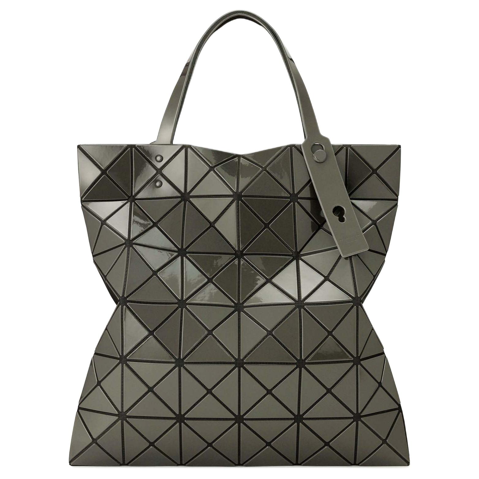 ISSEY MIYAKE ПВХ хозяйственная сумка
ISSEY MIYAKE ПВХ хозяйственная сумка