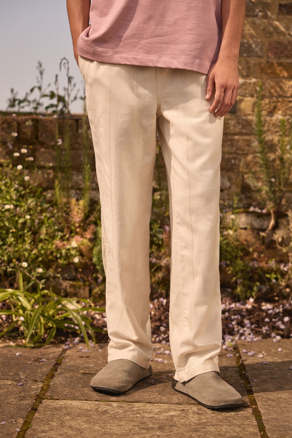 Брюки из хлопка с текстурированной полоской Edit Next, белый
Брюки из хлопка с текстурированной полоской Edit Next, белый