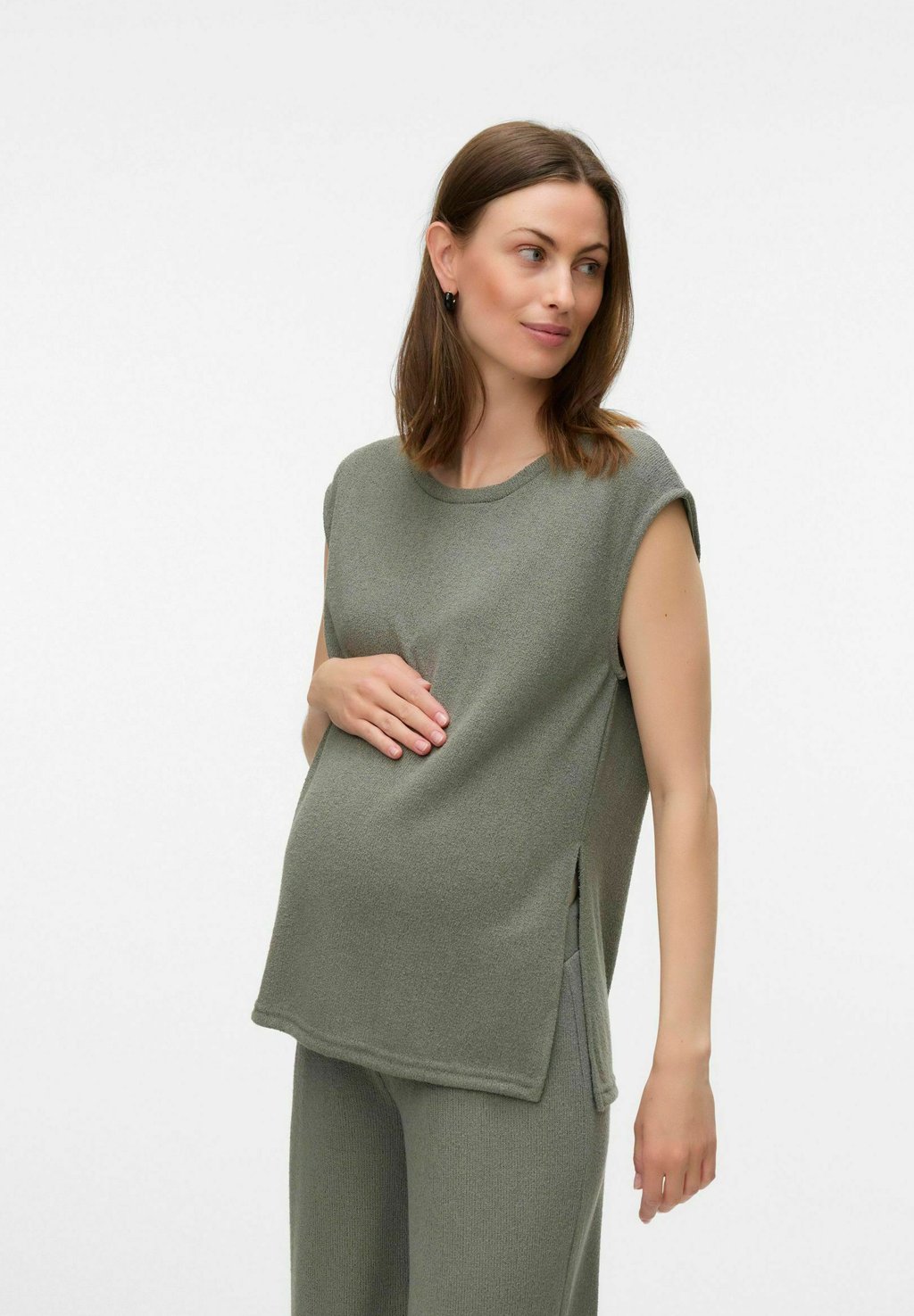 Базовая футболка NORMAL GESCHNITTEN RUNDHALS MAMALICIOUS, зеленый
Базовая футболка NORMAL GESCHNITTEN RUNDHALS MAMALICIOUS, зеленый