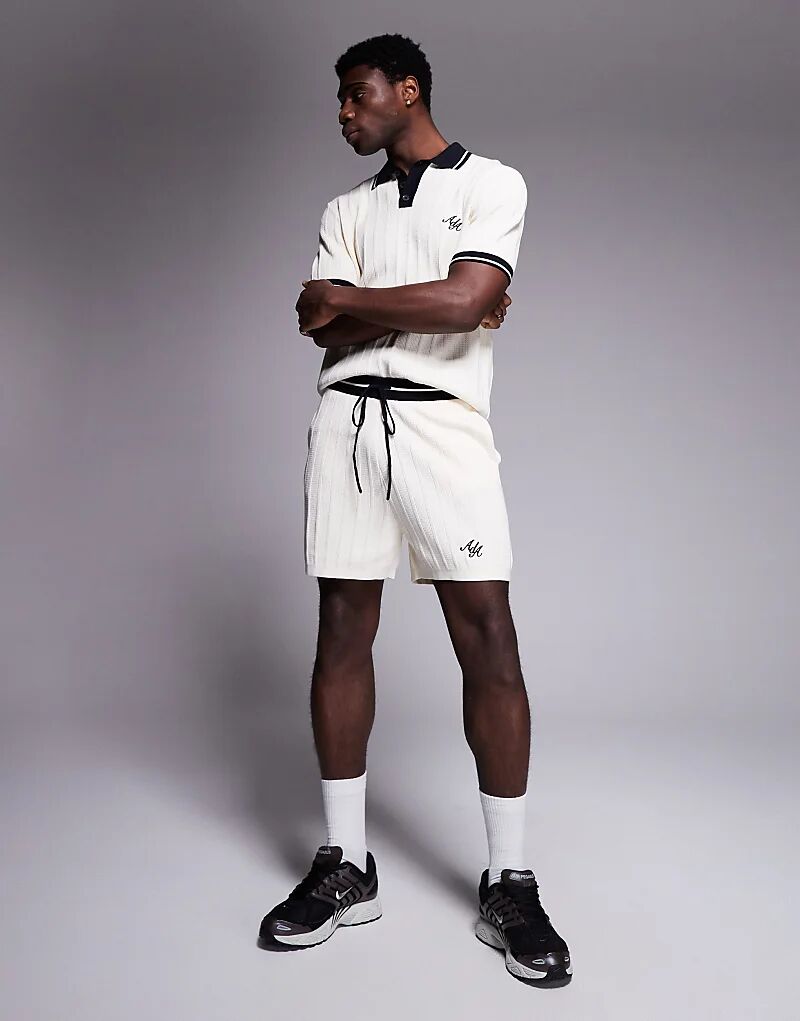 Вязаные шорты с логотипом Alma De Ace бежевого цвета
Вязаные шорты с логотипом Alma De Ace бежевого цвета