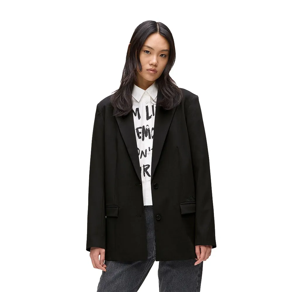 Пиджак Karl Lagerfeld Jeans A4W14022, черный
Пиджак Karl Lagerfeld Jeans A4W14022, черный