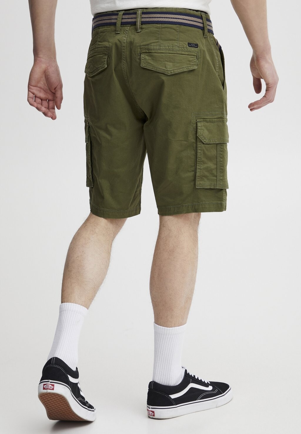 Джинсовые шорты Blend, цвет Cypress
Джинсовые шорты Blend, цвет Cypress