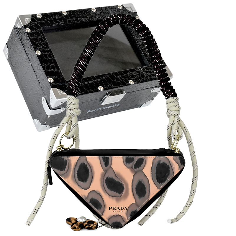 Косметичка женская PRADA
Косметичка женская PRADA