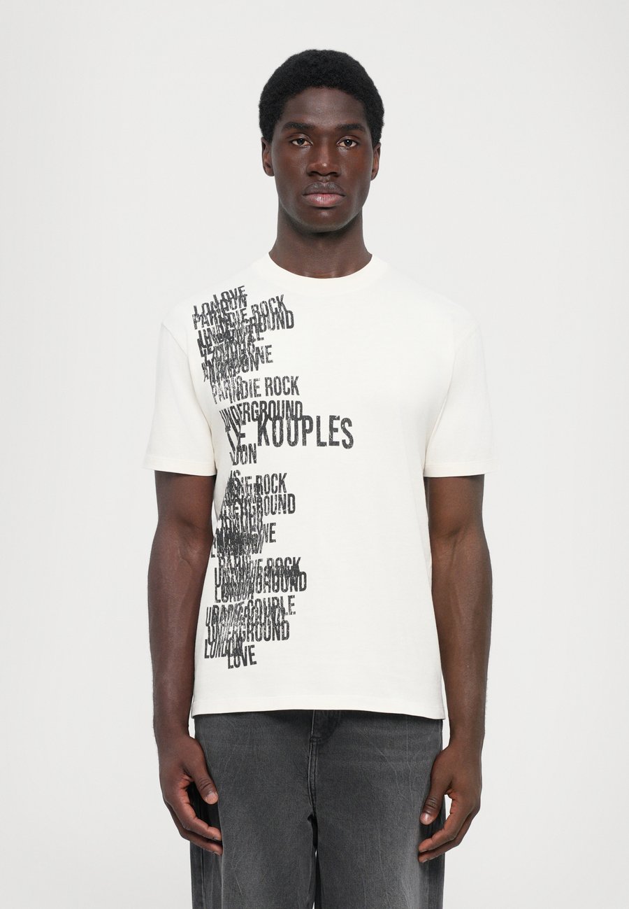 Футболка The Kooples Print T-shirt, Ecru/Off-White, Белый, Футболка The Kooples Print T-shirt, Ecru/Off-White
Футболка The Kooples Print T-shirt, Ecru/Off-White, Белый, Футболка The Kooples Print T-shirt, Ecru/Off-White